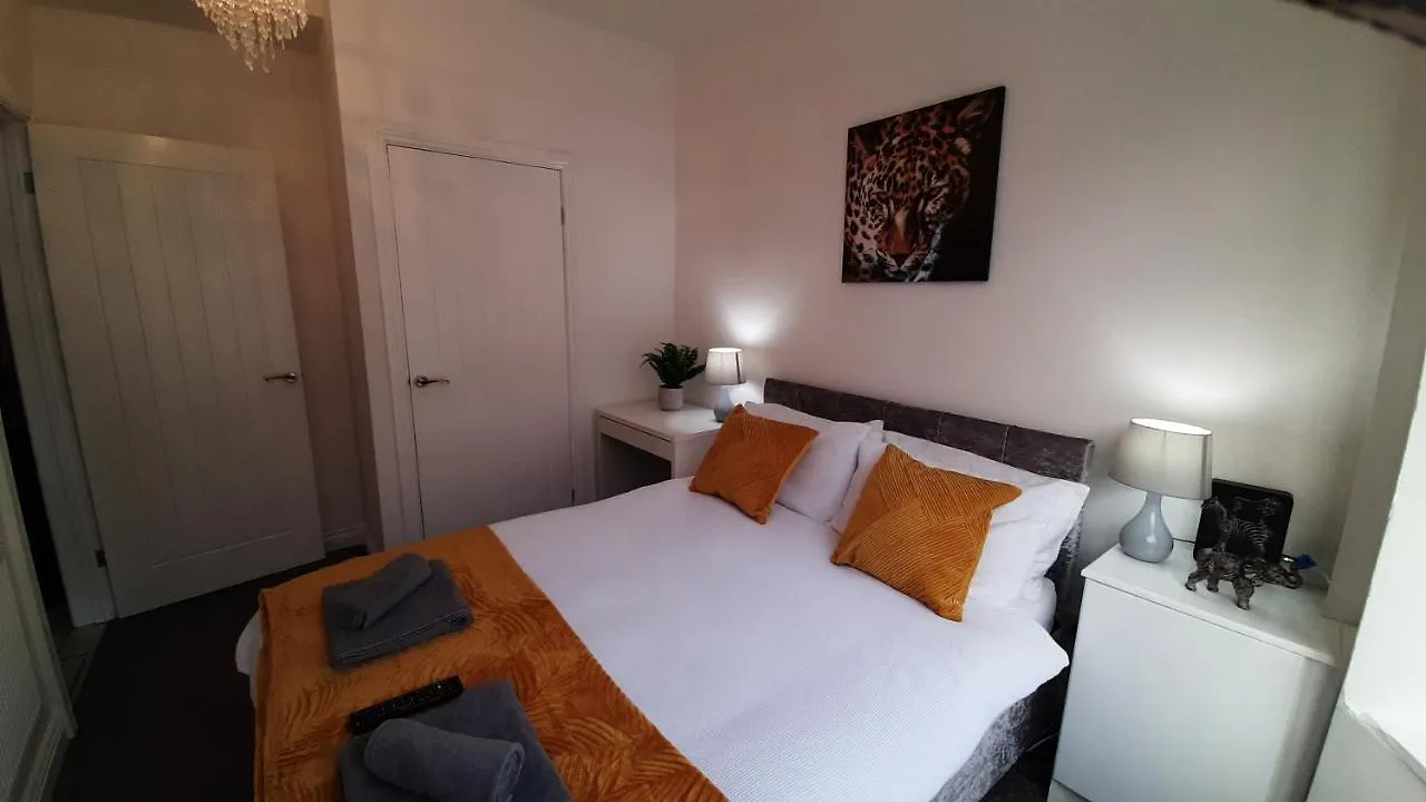 Finsbury House 3 Bedrooms Workstays Uk Video Tour Available Middlesbrough