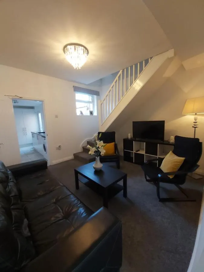 Holiday home Finsbury House 3 Bedrooms Workstays Uk Video Tour Available Middlesbrough